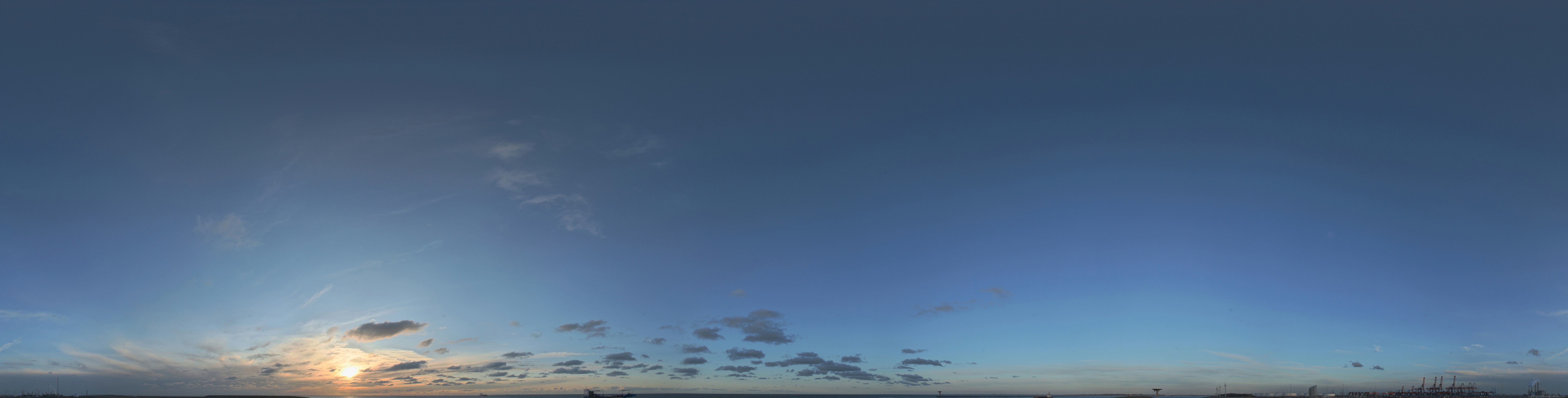 По небосклону высокому и прозрачному. Небо панорама. Панорама неба в высоком разрешении. Небо панорама 360. Вечернее небо панорама.