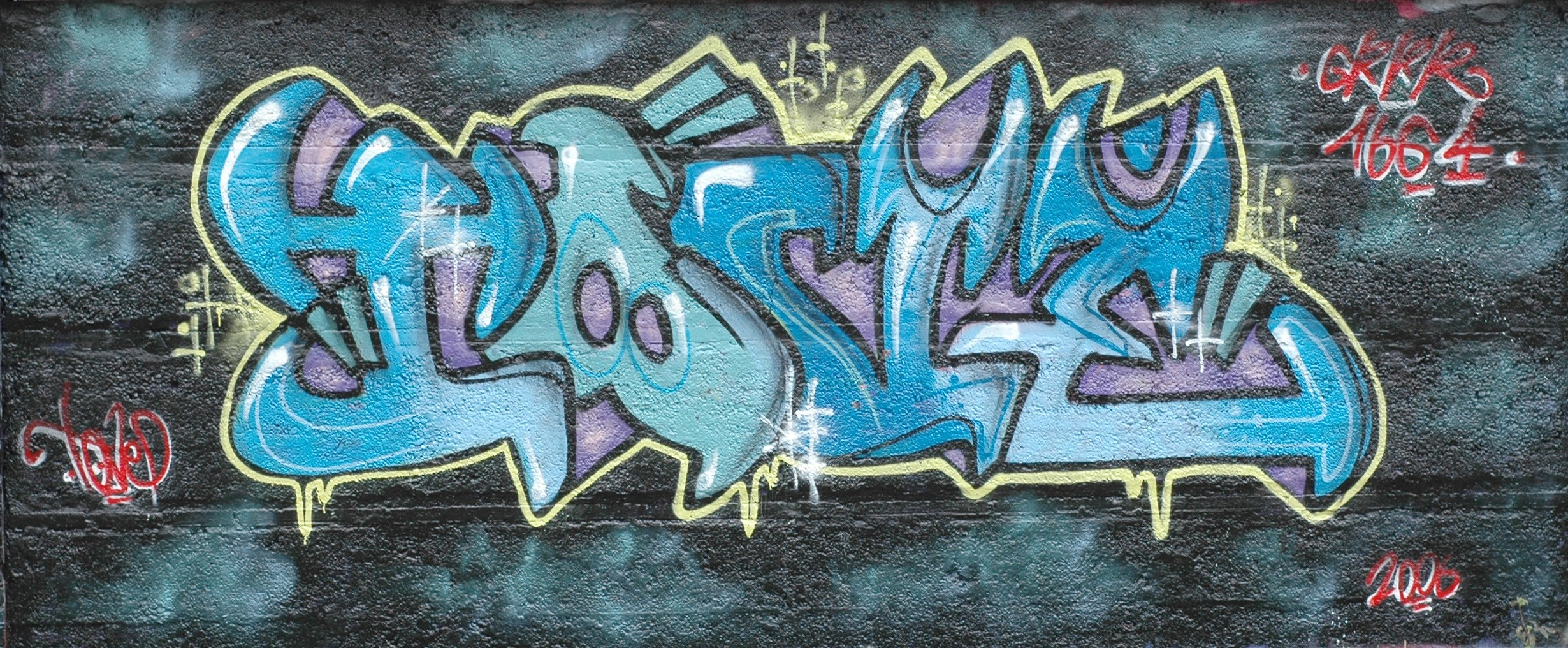 Лёша надпись графити